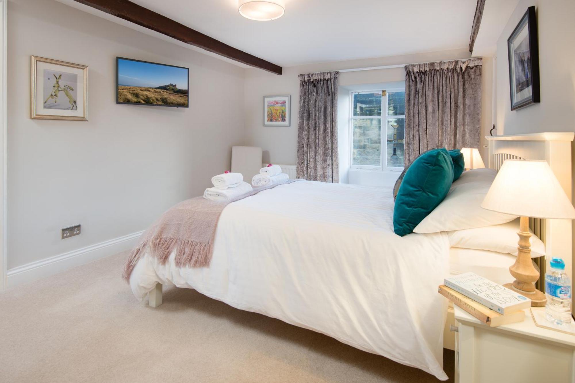 Castle Retreat - Luxury Apartment Opposite Alnwick Castle Exterior photo